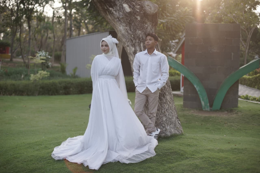 https://wahyudidandevi.webnikah.com/dirmember/00000029/Nautical99/photo-287924-339871-l-202610201123.jpg