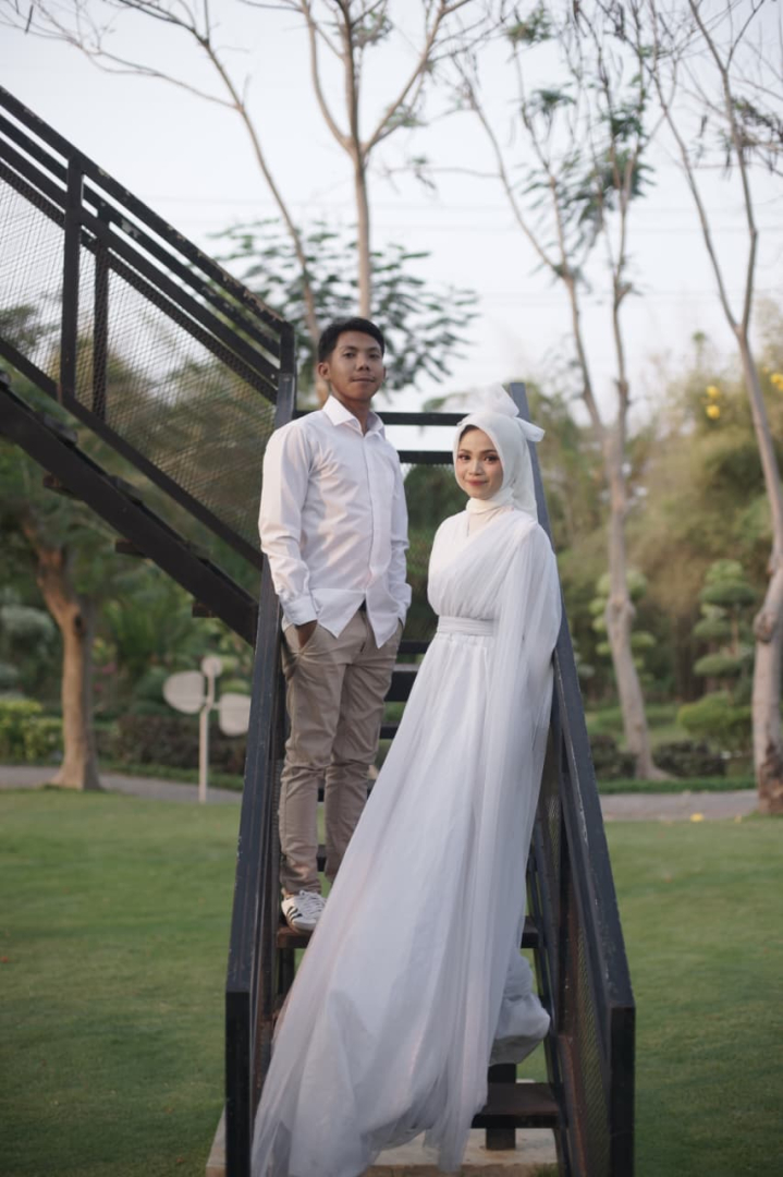 https://wahyudidandevi.webnikah.com/dirmember/00000029/Nautical99/photo-287924-339876-l-202610201126.jpg